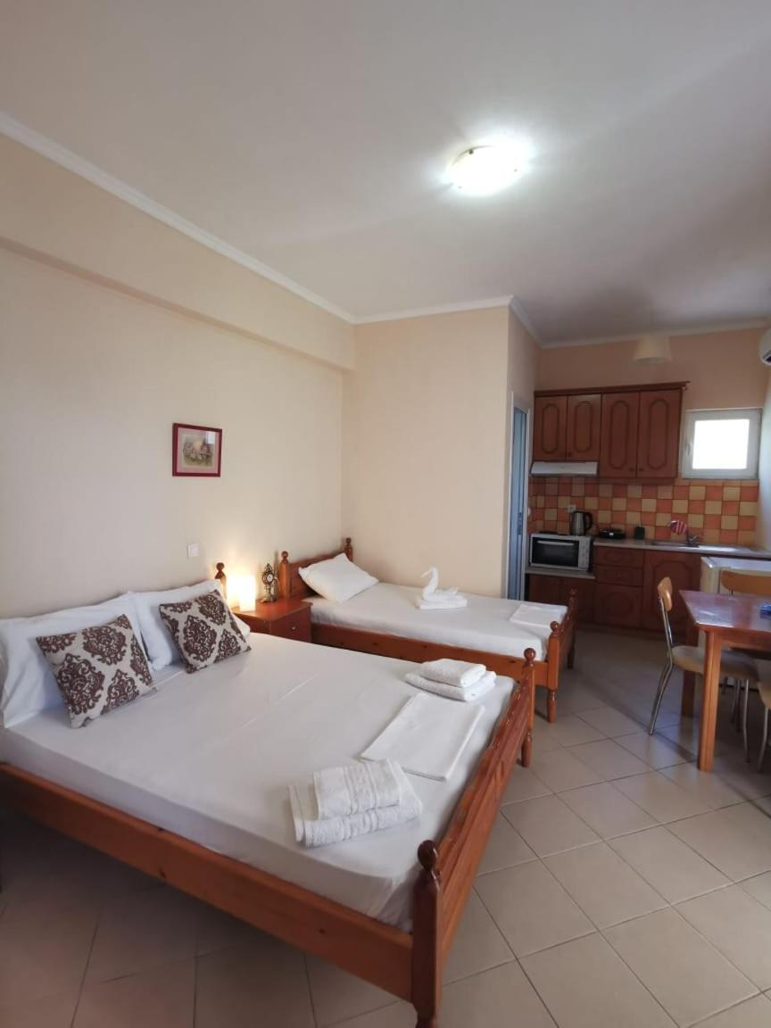 Brb Rooms Himare Ruang foto