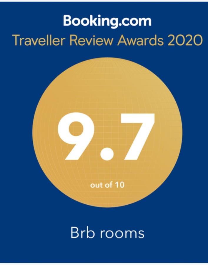 Brb Rooms Himare Bagian luar foto